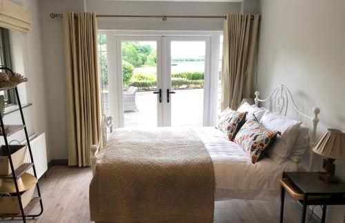 Ardhowen Bay lakefront holiday accommodation - Foto 6