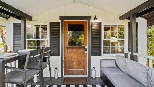 Beautiful Newly Renovated Home With King Bed & Lake Walkable - Foto 2