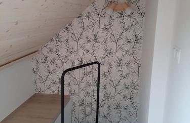 Uroczy apartament z dostępnym parkingiem i ogrodem - Foto 12