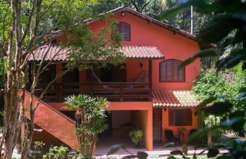 Casa em penedo com cachoeira - Photo 1