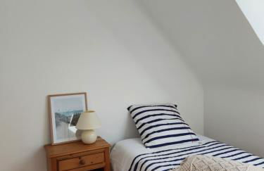 TY ANN maison avec jardin clos de mur, à proximité des commerces et à 3km des plages - Foto 15