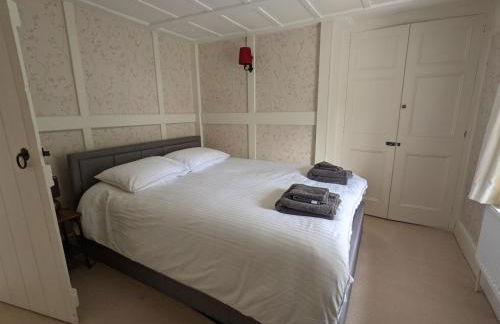 Old Post Office Cottage - Photo 8