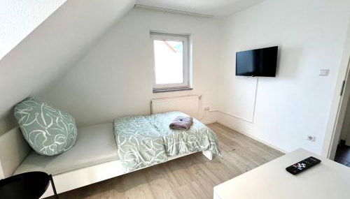 Handwerker Wohnung - Parkplatz vor der Türe - Balkon - bis zu 6 Personen - Foto 5