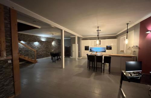 Traumscheune mit Pool, Kamin und privatem Spa - Photo 6