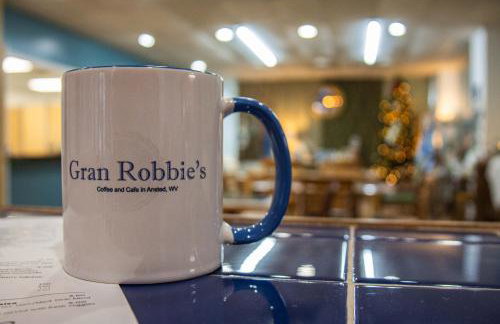 Wooded Circle - Barrel sauna, hot tub, fire pit - Foto 45