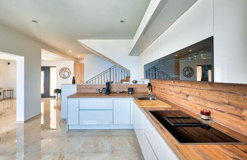 Villa Esarjo with Heated Pool and Sea View - Foto 26