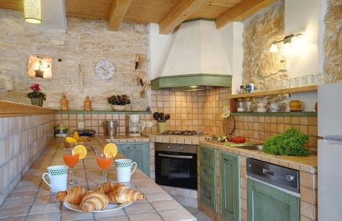 Villa in Batlug With Private Pool - Foto 36