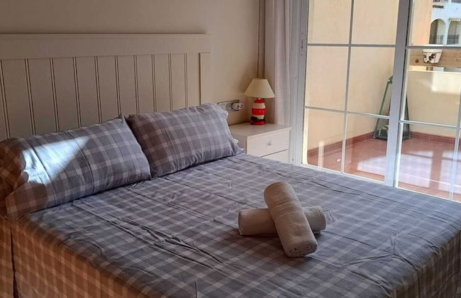 Lovely 2 Bedroom, 2 Bathroom Apartment With Pool - Foto 8