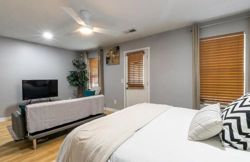 Chic Suite 25 Minutes From Midtown ATL and Airport - Foto 7