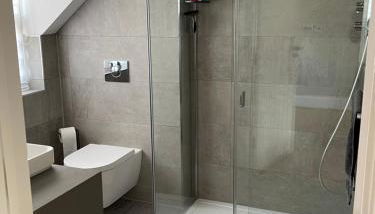 LymingtonBnB - Photo 2, Shower