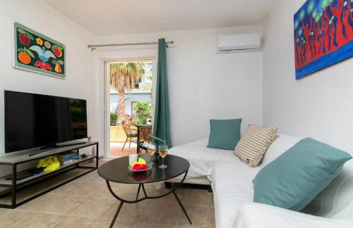 Niki's Beach House - Foto 7