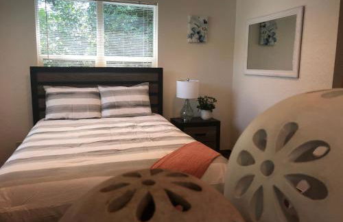 OU-Walk to Campus , Downtown ; Designer Studio - Foto 45