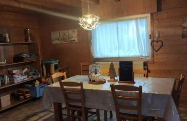 Chalet de Charme 100m² - Grand jardin - Gite les 4 saisons- Lac de chalain - Foto 10