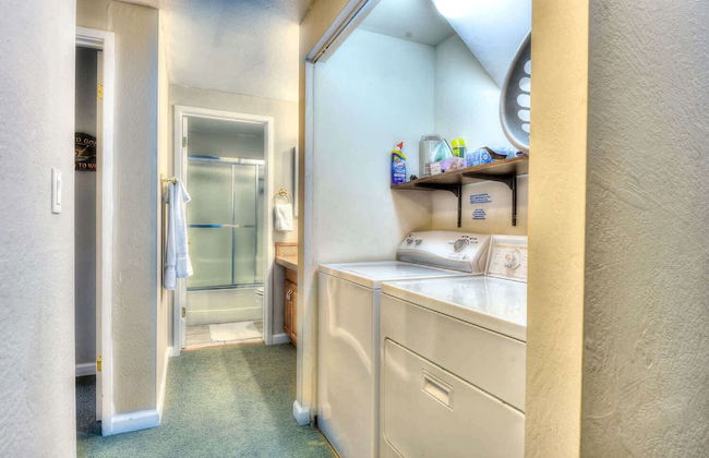 Lake Forest Villa Patio w/ BBQ - Photo 16