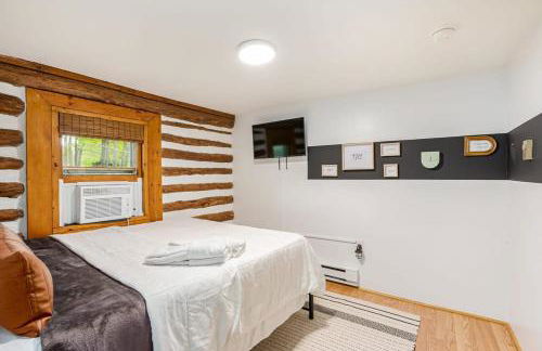 Modernized Log Cabin w Hot Tub Fire Pit & Views - Photo 21