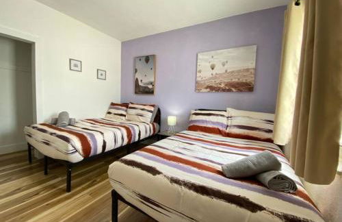 Heart of Miami sleeps 10 near Little Havana Beaches - Foto 14