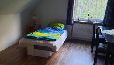 Ferienwohnungen an der Schusteracht Dachgeschoss und Souterrain - Foto 3