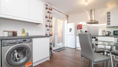 Spacious two bed house with parking and garden - Foto 4