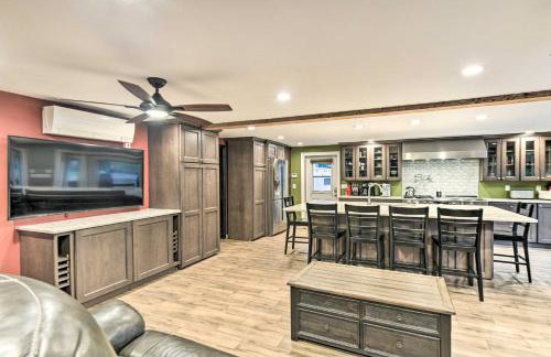 Waterfront Ashland Home about 2 Mi to Downtown! - Foto 11