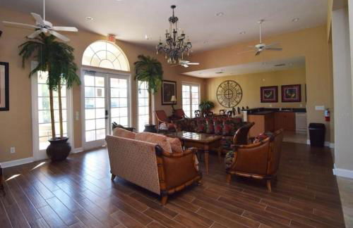 Relax, Recharge, and Explore from Tuscan Hills! - Photo 8