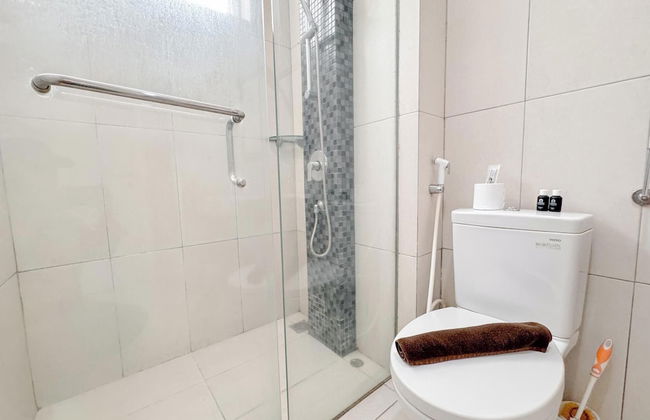 Restful And Simple 2Br At The Via And The Vue Apartment - Photo 23