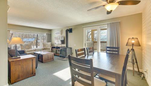Walk to Ski Shuttle! Mountainside Resort Condo - Foto 2