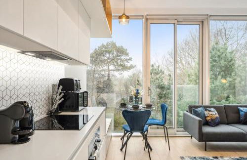 Luxury Apartment with Cinema Room, Gym, Parking and Game Room - Foto 13