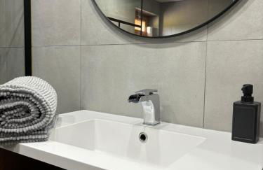 Chalets du Bouchot & Jacuzzi privatif proximité Gerardmer & La Bresse - Foto 5