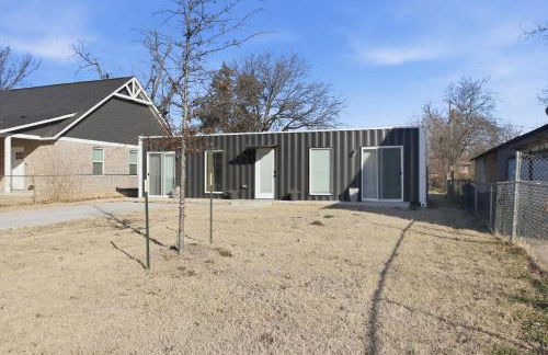 Modern 2BR Near Downtown OKC home - Foto 27