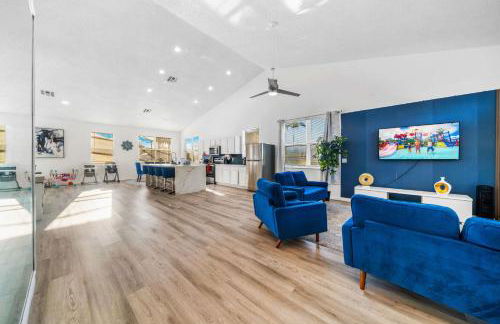 Beautiful 5BR 4 baths Themed home near Disney and Universal, Private Pool, Gameroom, baby Crib and more - Foto 10