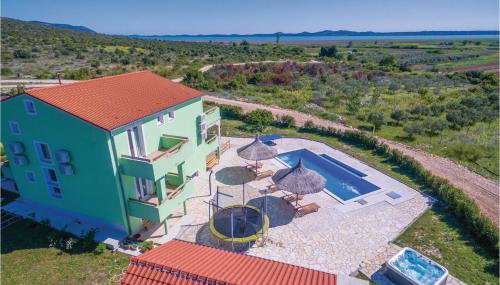 Cozy Home In Pakostane - Foto 2