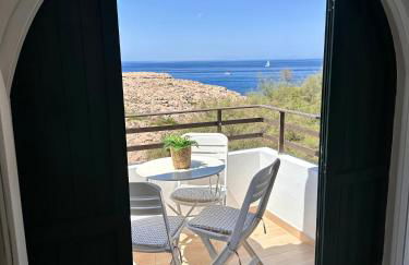 Vistas al mar en primera linea - Photo 3