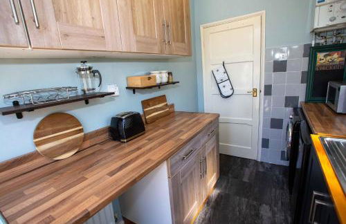 NEC, BHX Cosy 3 Bedroom House with Parking - Foto 19