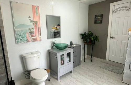 Heated Pool Private Duplex House, BBQ, Parking, WiFi - Foto 17