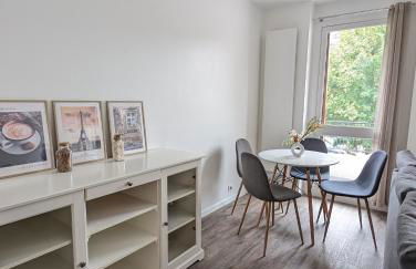 Évasion La Défense - Balcon & Wi-Fi, à 10 min de Paris - Foto 8