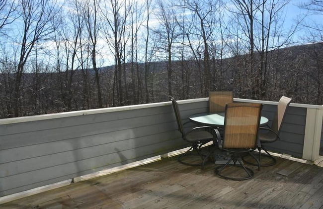 Seven Springs Woodridge 3 Bedroom Condo, Private Deck, Forest view by RedAwning - Foto 21