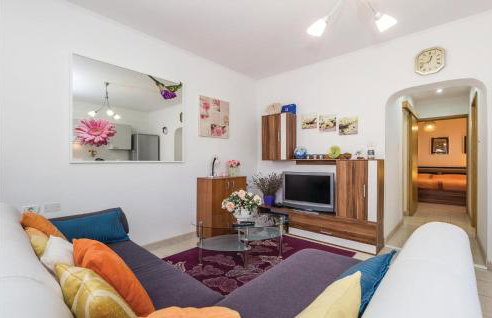 4 Bedroom Beautiful Home In Rukavac - Photo 33