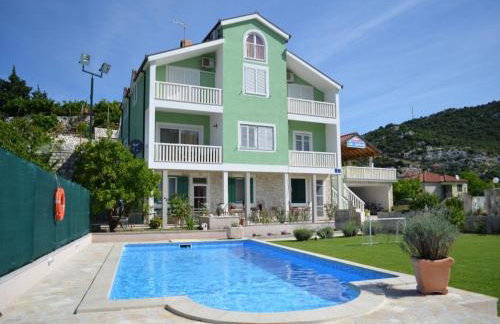 Villa with with 5 apartments in Peracko Blato - Foto 2