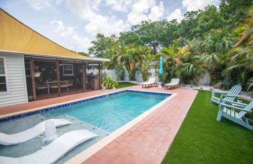CasaHelena Poolside Paradise,Heated Pool,5min to Beach,IRB Clearwater,BBQ - Foto 14