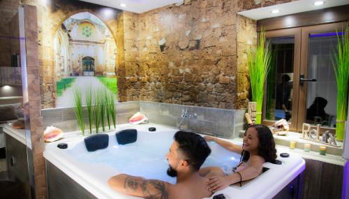 LA VEGUILLA DELUXE JACUZZi - Photo 3