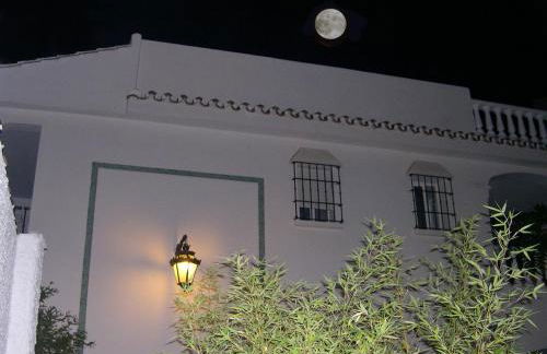 Bonito alojamiento en Malaga con piscina para teletrabajo - Foto 35