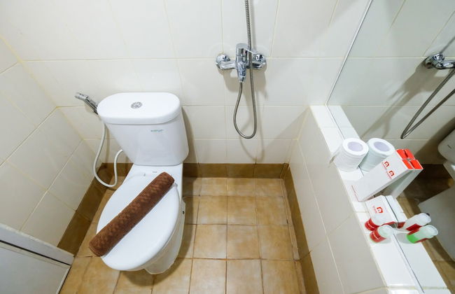 Modern and Comfort 2BR Bassura City Apartment - Foto 27