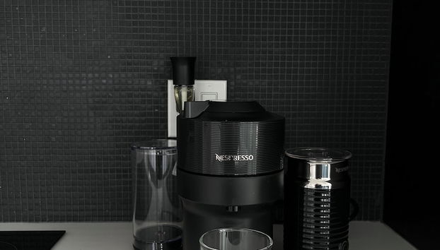 Adastay Suites Lakeview - Foto 4, Servicio de comidas en la habitación