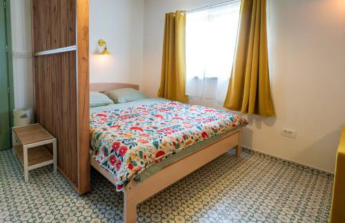 Charmdeen - Photo 10