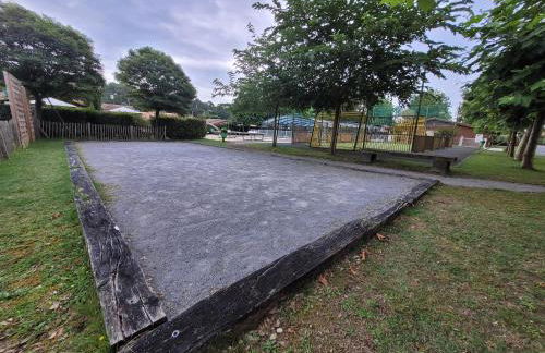 Chalet familial entre lac et fôret - Foto 28