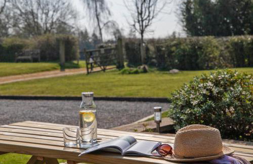 Zoe's Cottage with Alpaca's and 7 mins drive to Alton Towers - Foto 16