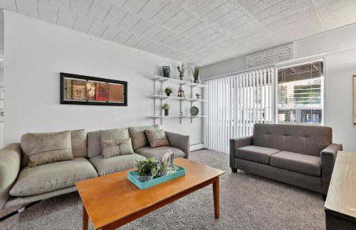 Lux Stay Minutes to Big House U of M Campus and UM Hospital Free Parking - Foto 7