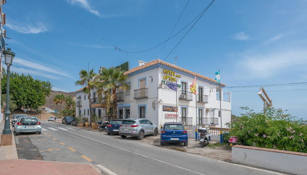 Apartamentos Playamaro - Photo 4