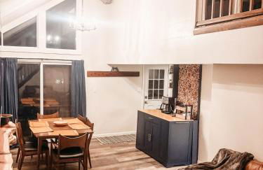 NEW Family & Pet Friendly Home in White Mountains NH - Foto 10