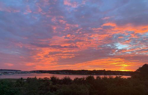 Stunning Water Views Sleeps 14 - Foto 46